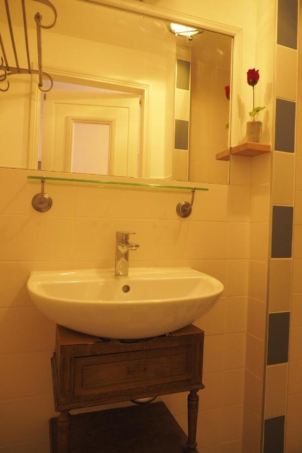B&B Bureau Warmoesstraat Den Burg Εξωτερικό φωτογραφία